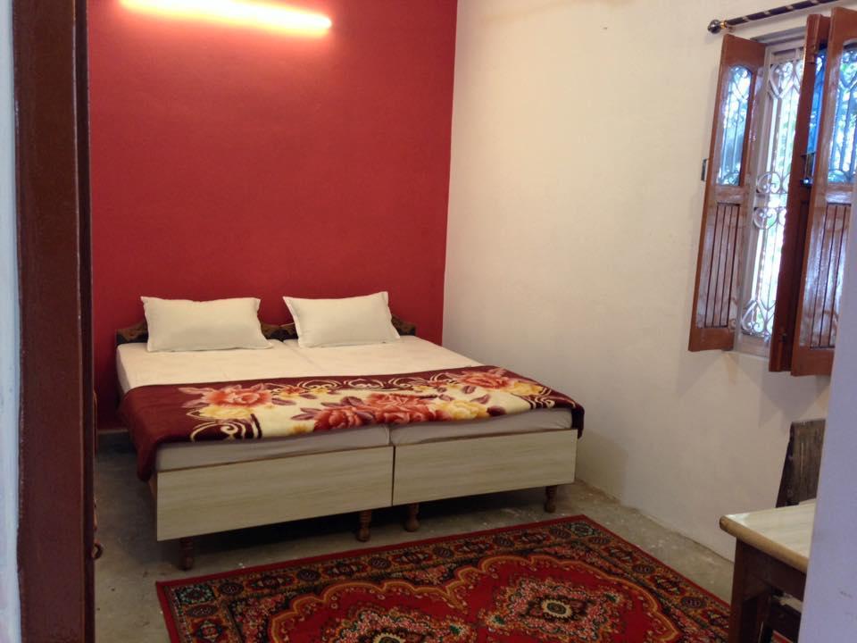 Paradise Inn Guest House Varanasi Exterior foto