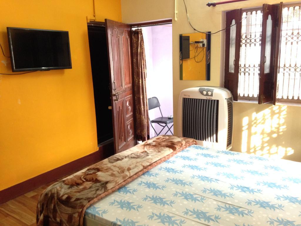 Paradise Inn Guest House Varanasi Exterior foto
